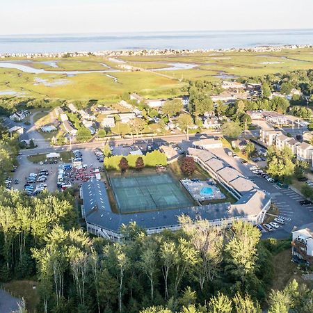 Nautical Mile Resort Wells Exterior photo